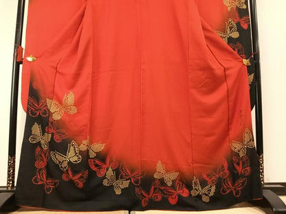 平和屋着物●染色作家　斉藤三才　振袖　絞り　舞蝶文　暈し染め　金彩　正絹　逸品　AABM8631fy