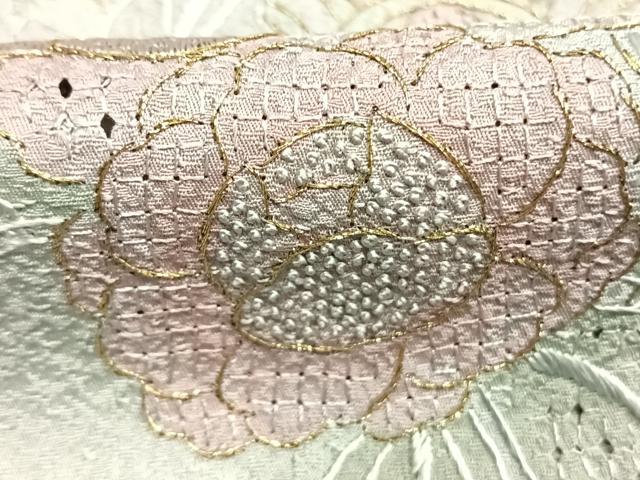 平和屋着物●中国三大刺繍　スワトウ刺繍　汕頭刺繍　総刺繍　訪問着　草花文　金糸　正絹　逸品　AABM8655fy