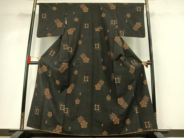 平和屋着物●上質な紬　捻梅文　正絹　逸品　AABM8679fy