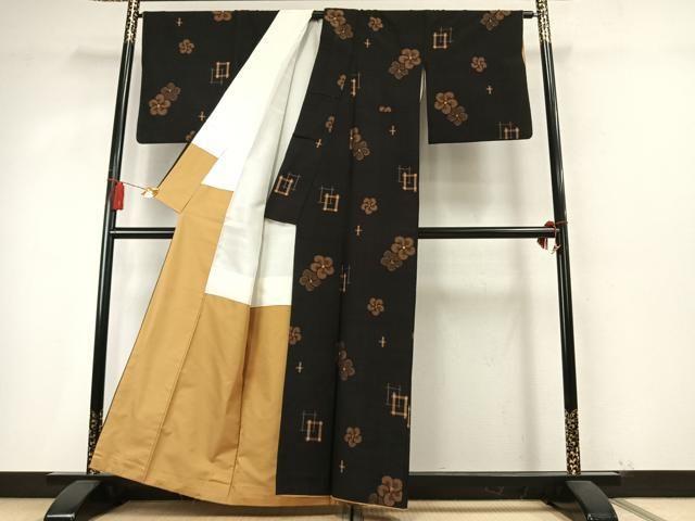 平和屋着物●上質な紬　捻梅文　正絹　逸品　AABM8679fy