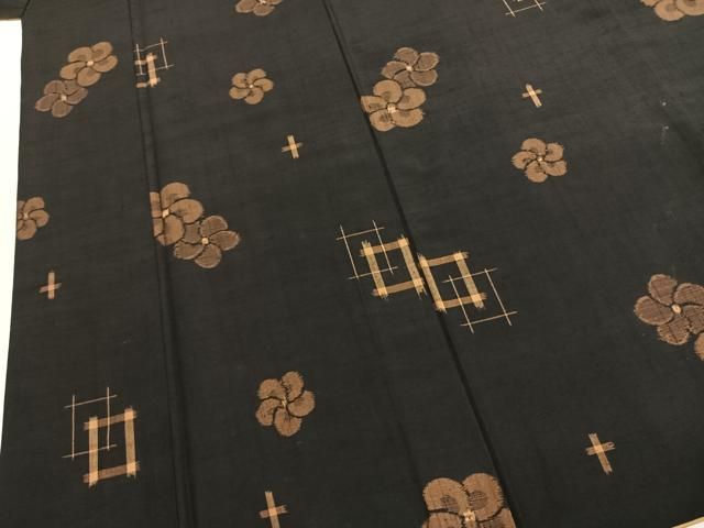 平和屋着物●上質な紬　捻梅文　正絹　逸品　AABM8679fy