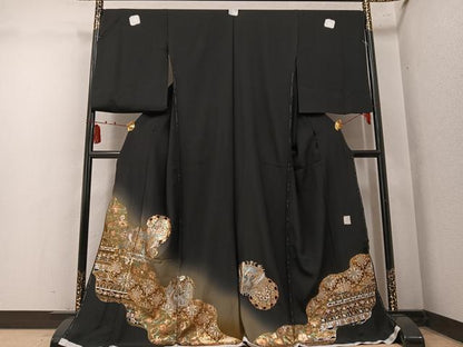 平和屋着物●豪華黒留袖　作家物　向い鳥更紗唐草文　暈し染め　金銀彩　仮絵羽　正絹　逸品　未使用　AABM8762ph