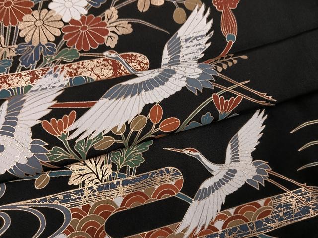 平和屋着物●豪華黒留袖　群れ鶴草花七宝文　金彩　仮絵羽　正絹　逸品　未使用　AABM8768ph