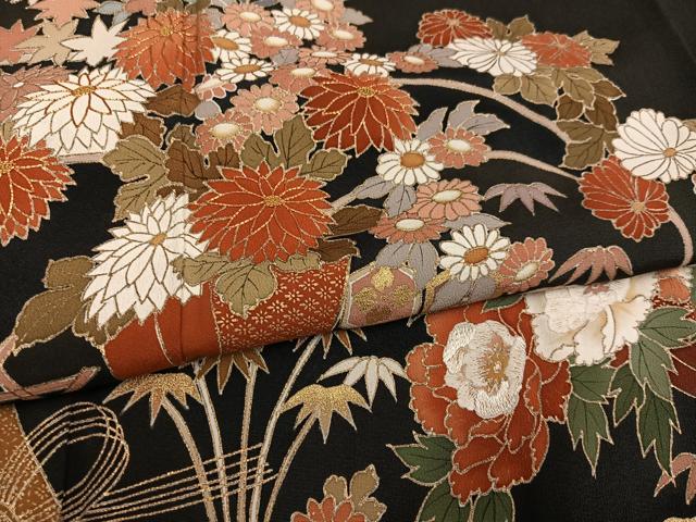 平和屋着物●豪華黒留袖　駒刺繍　草花文　金彩　三越扱い　正絹　逸品　AABM8779ph