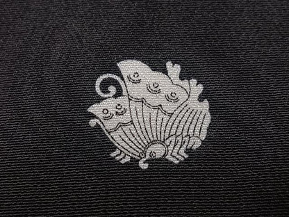 平和屋着物●豪華黒留袖　駒刺繍　草花文　金彩　三越扱い　正絹　逸品　AABM8779ph