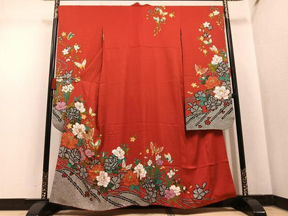 平和屋着物●豪華振袖　駒刺繍　花蝶文　金彩　正絹　逸品　AABM8789ph