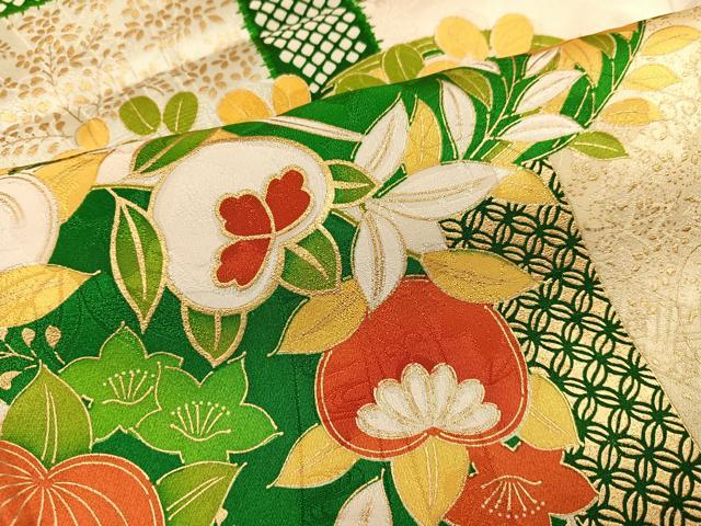 平和屋着物●豪華振袖　駒刺繍　草花文　金彩　正絹　逸品　AABM8796ph