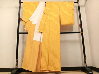 平和屋着物●上質な色無地　枝花地紋　玉蜀黍色　正絹　逸品　AABM8797ph