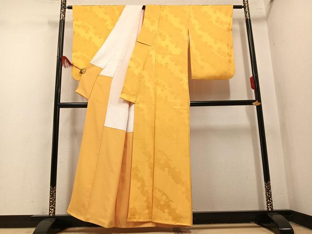平和屋着物●上質な色無地　枝花地紋　玉蜀黍色　正絹　逸品　AABM8797ph