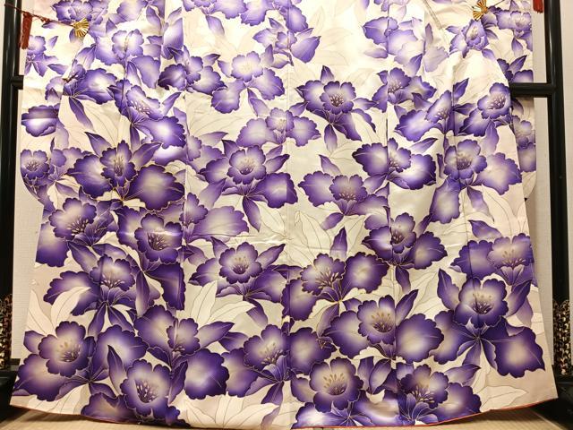 平和屋着物●豪華振袖　駒刺繍　花尽くし　金彩　正絹　逸品　AABM8798ph
