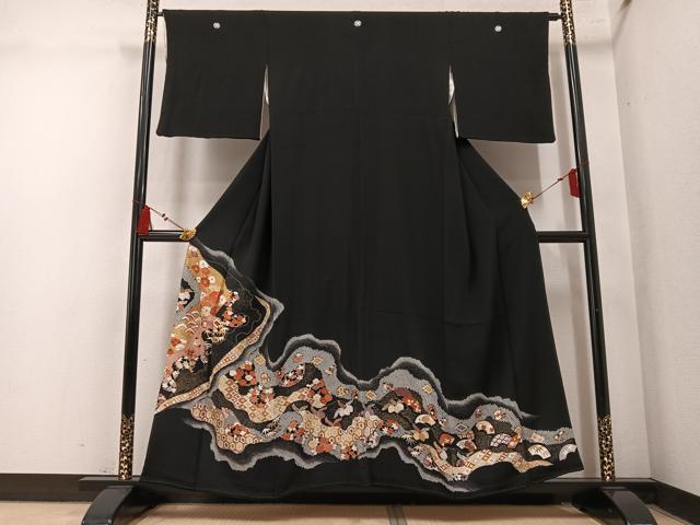 平和屋着物●豪華黒留袖　刺繍　草花文　金彩　正絹　逸品　AABM8814ph