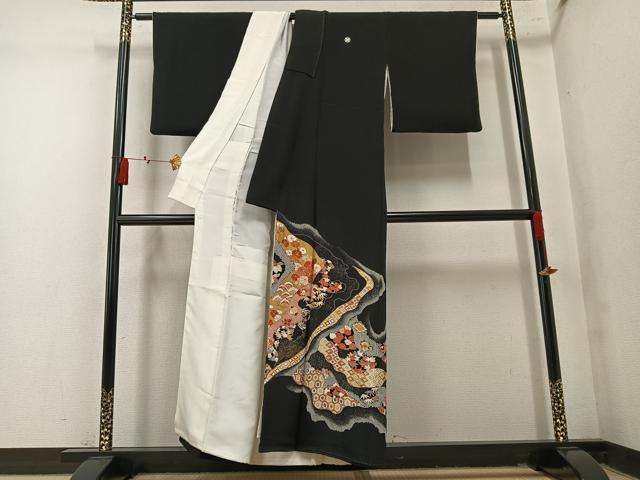 平和屋着物●豪華黒留袖　刺繍　草花文　金彩　正絹　逸品　AABM8814ph