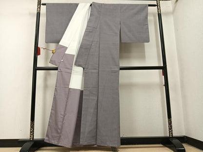 平和屋着物●本場結城紬　重要無形文化財　色無地　薄墨色　正絹　逸品　AABM8913ph