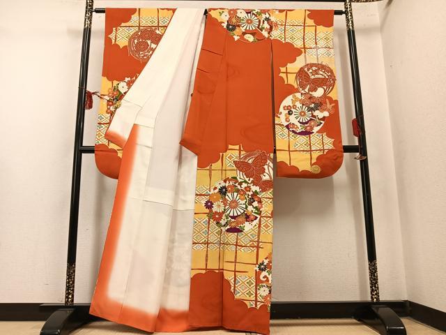 平和屋着物●豪華振袖　駒刺繍　花蝶源氏車文　金彩　正絹　逸品　AABM8915ph