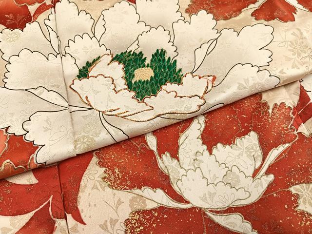 平和屋着物●豪華振袖　駒刺繍　牡丹　金通し地　正絹　逸品　AABM8917ph