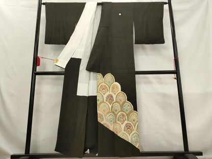 平和屋着物■豪華黒留袖　駒刺繍　花青海波　金彩　正絹　逸品　AABM9341st