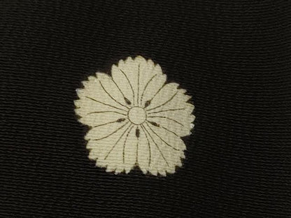 平和屋着物■豪華黒留袖　駒刺繍　花青海波　金彩　正絹　逸品　AABM9341st