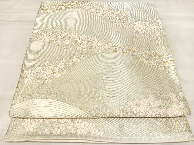 平和屋着物◎西陣　服部織物謹製　六通柄袋帯　唐織　松風　金銀糸　正絹　逸品　AABM9852yx