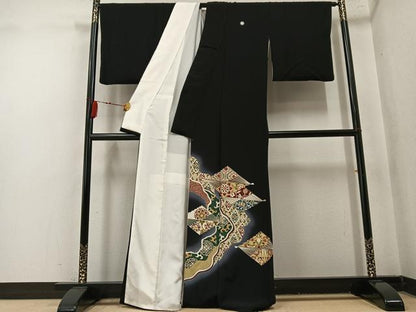 平和屋着物●豪華黒留袖　駒刺繍　花唐草文　暈し染め　金彩　正絹　逸品　AABN0436ph