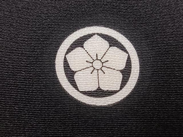平和屋着物●豪華黒留袖　駒刺繍　花唐草文　暈し染め　金彩　正絹　逸品　AABN0436ph