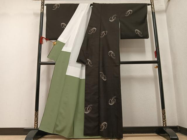 平和屋着物●本場大島紬　9マルキ　地空き　渦　正絹　逸品　AABN0443ph