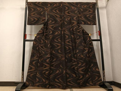 平和屋着物●上質な紬　流水文　正絹　逸品　AABN0464ph