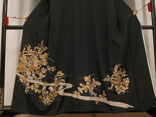 平和屋着物●豪華黒留袖　駒刺繍　草花文　金彩　正絹　逸品　AABN0484ph