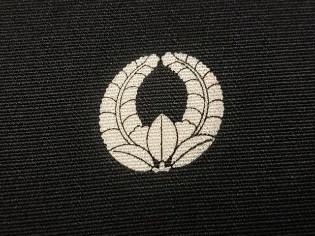 平和屋着物●豪華黒留袖　駒刺繍　草花文　金彩　正絹　逸品　AABN0489ph