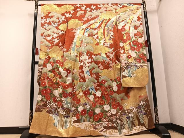平和屋着物●豪華振袖　駒刺繍　草花文　金彩　正絹　逸品　AABN0510ph