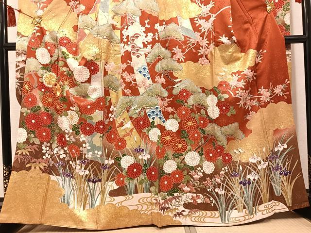 平和屋着物●豪華振袖　駒刺繍　草花文　金彩　正絹　逸品　AABN0510ph