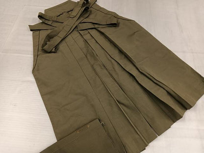平和屋着物●男性　銀座もとじ　馬乗り袴　鶸茶色　証紙付き　正絹　逸品　AABN0521ph