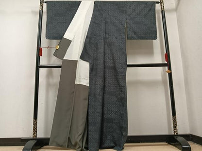 平和屋着物●本場結城紬　重要無形文化財　七宝文　正絹　逸品　AABN0531ph