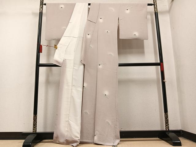 平和屋着物●上質な小紋　てんとう虫　ほたる暈し　金彩　鬼しぼ縮緬　正絹　逸品　AABN0532ph