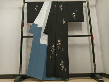 平和屋着物●訪問着　草花文　黒地　金彩　正絹　逸品　AABN0534ph