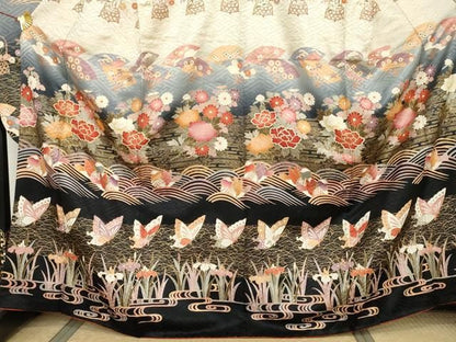 平和屋着物●豪華振袖　駒刺繍　鴛鴦舞蝶文　暈し染め　金彩　正絹　逸品　AABN0575cs