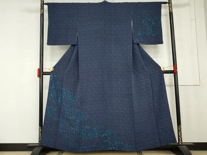 平和屋着物●訪問着　藍　型染め　花唐草文　鬼しぼ縮緬　正絹　逸品　AABN0577cs