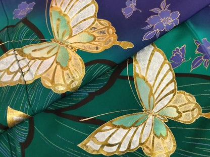 平和屋着物●豪華振袖　花蝶文　暈し染め　金銀彩　正絹　逸品　AABN0607cs