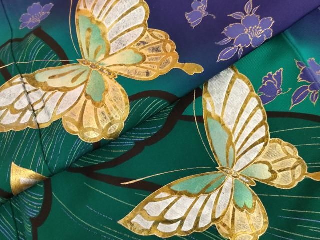 平和屋着物●豪華振袖　花蝶文　暈し染め　金銀彩　正絹　逸品　AABN0607cs