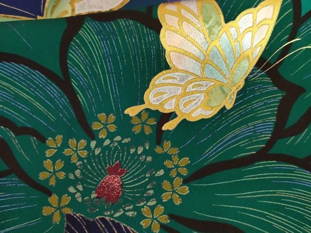 平和屋着物●豪華振袖　花蝶文　暈し染め　金銀彩　正絹　逸品　AABN0607cs