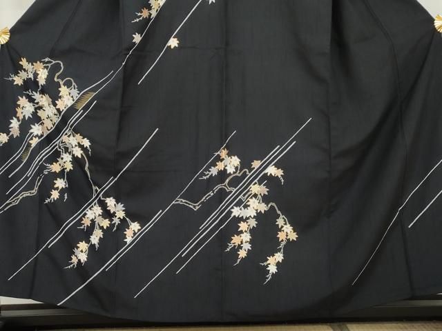 平和屋着物●訪問着　紬地　駒刺繍　楓文　黒地　金糸　金彩　正絹　逸品　AABN0630cs