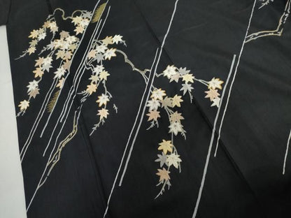 平和屋着物●訪問着　紬地　駒刺繍　楓文　黒地　金糸　金彩　正絹　逸品　AABN0630cs