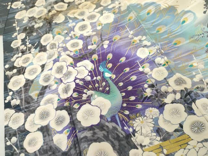 平和屋着物●豪華振袖　孔雀草花文　金彩　正絹　逸品　AABN0646cs