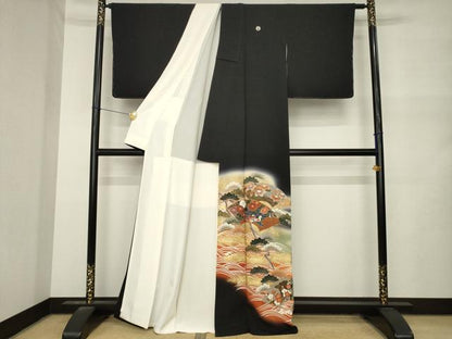 平和屋着物●豪華黒留袖　駒刺繍　地紙吉祥花鳥文　暈し染め　金彩　正絹　逸品　AABN0727ck