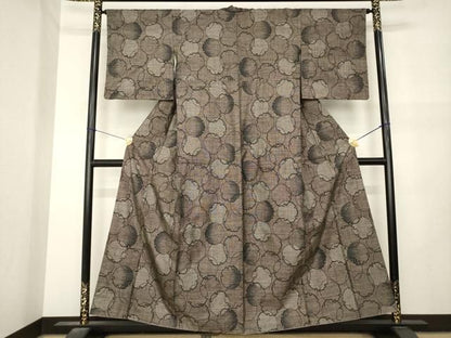 平和屋着物●本場大島紬　9マルキ　雪輪重ね文　正絹　逸品　AABN0835ck