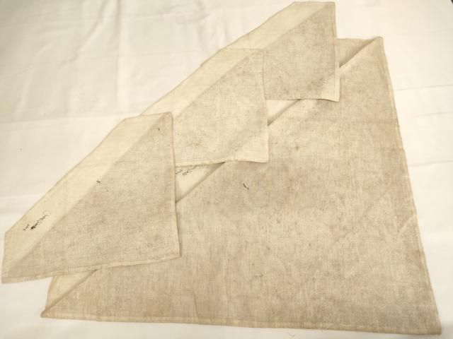 平和屋本店▼打敷　内敷　4点セット　三角　金襴　八藤紋　法衣　寺院　仏具　仏教　僧侶　神職　装束　AABN1203ja