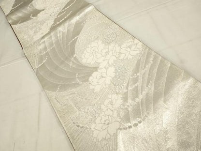 平和屋着物◎六通柄袋帯　唐織　舞花文　銀糸　正絹　逸品　AABN1553ou