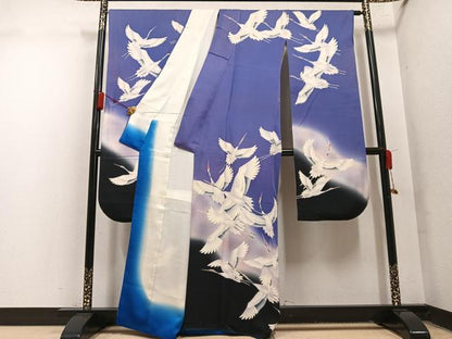平和屋着物●豪華振袖　群れ鶴文　暈し染め　正絹　逸品　AABN1633ph