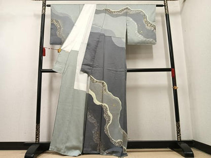 平和屋着物●訪問着　作家物　伊と幸　道長花唐草文　新嵯峨ちりめん　金彩　反端付き　正絹　逸品　AABN1642ph