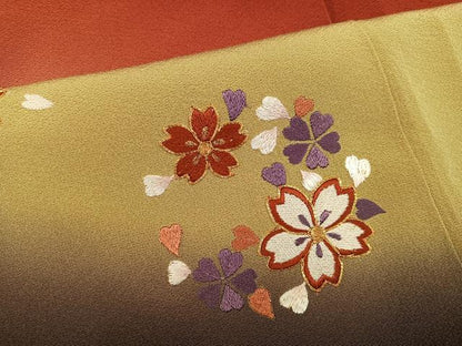 平和屋着物●豪華振袖　総刺繍　駒刺繍　舞桜文　暈し染め　ロング丈　正絹　逸品　AABN1670ph
