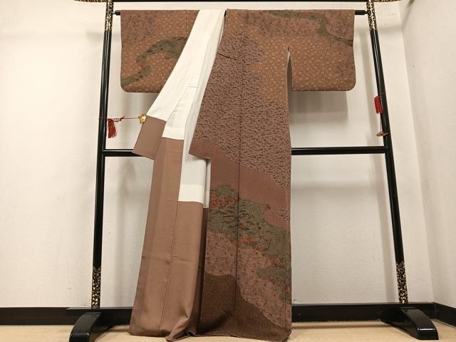 平和屋着物●人間国宝・南部芳松の息子 伝統工芸伝承者彫刻・南部幸雄　型染　訪問着　風景草花文　鬼しぼ縮緬　正絹　逸品　AABN1691ph